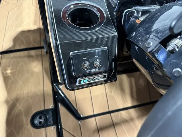 Slide: The Image of Yamaha 255XD 2026 - 21