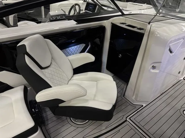 Slide: The Image of Yamaha 252SD 2026 - 17