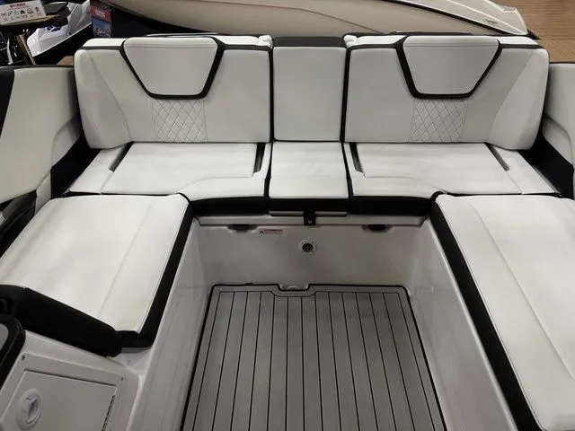 Slide: The Image of Yamaha 252SD 2026 - 9