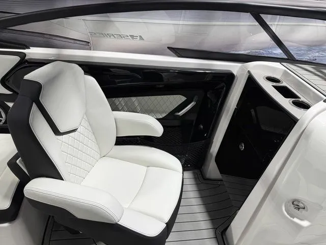 Slide: The Image of Yamaha 252SE 2026 - 17