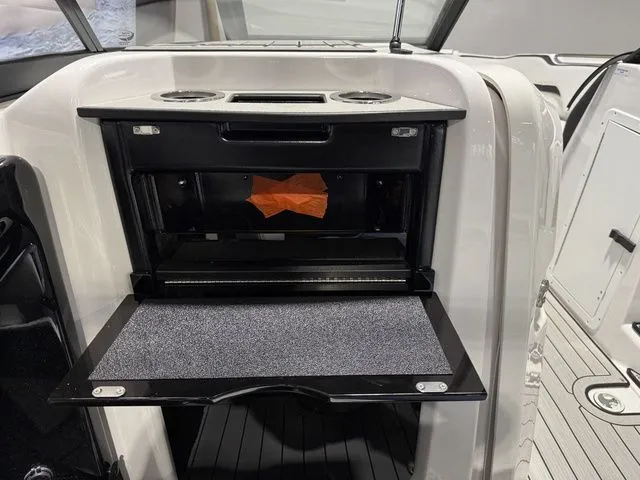 Slide: The Image of Yamaha 252SE 2026 - 19