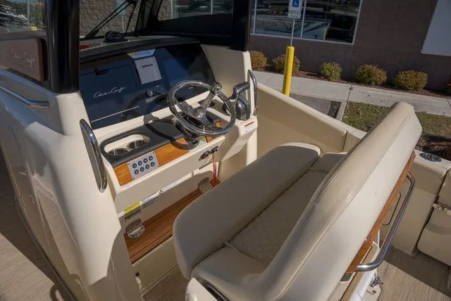 Slide: The Image of Chris-Craft Catalina 24 2023 - 15