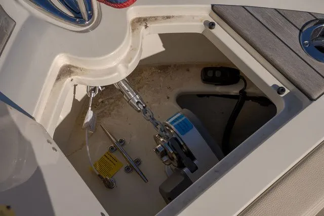 Slide: The Image of Chris-Craft Catalina 24 2023 - 32