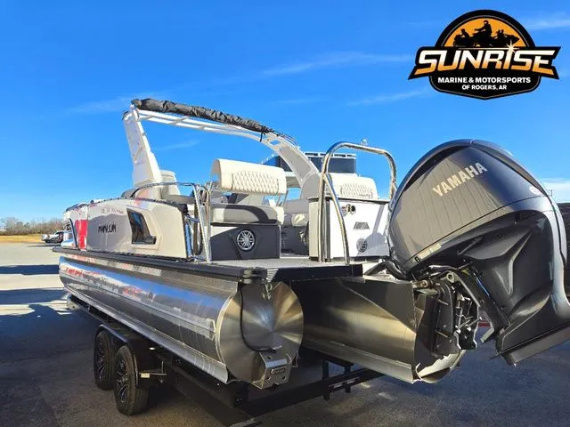 Slide: The Image of Avalon 25' EXCALIBUR LTD QLS 2026 - 24