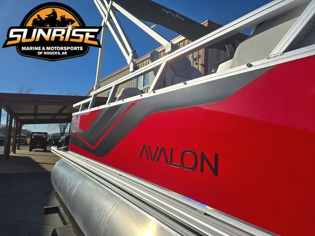 Slide: The Image of Avalon 21' VENTURE REAR FISH 2026 - 16