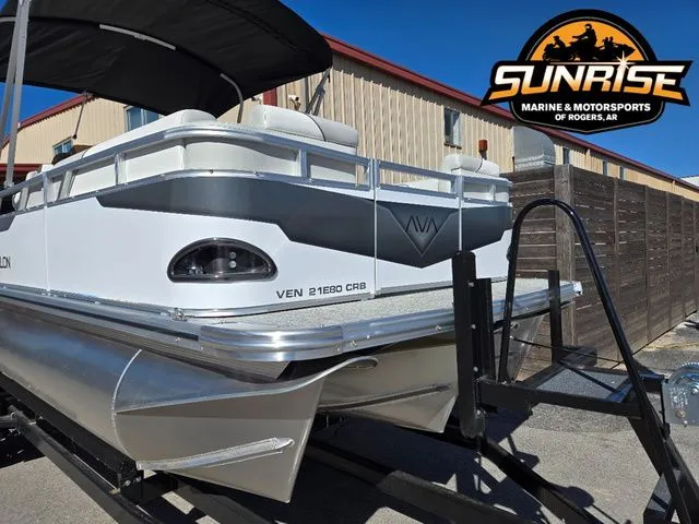 Slide: The Image of Avalon 19' VENTURE CRUISE REAR BENCH 2026 - 15