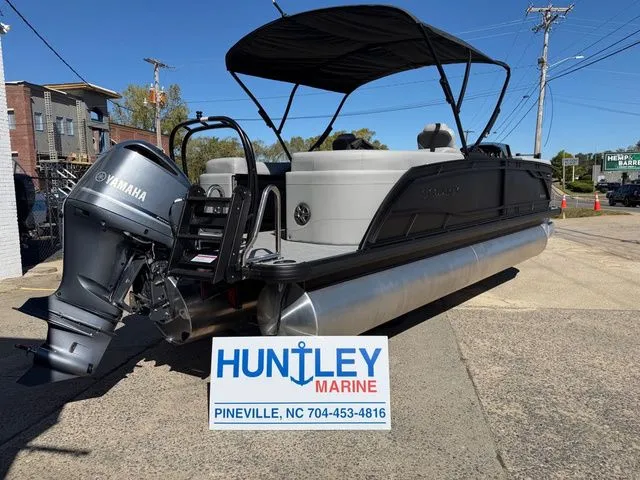 Slide: The Image of Godfrey Monaco 235 SBC - Yamaha 300 2026 - 3