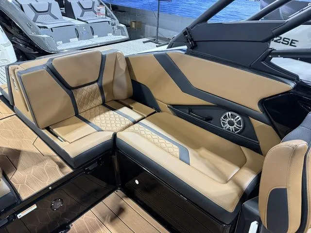 Slide: The Image of Yamaha 255XD 2026 - 11