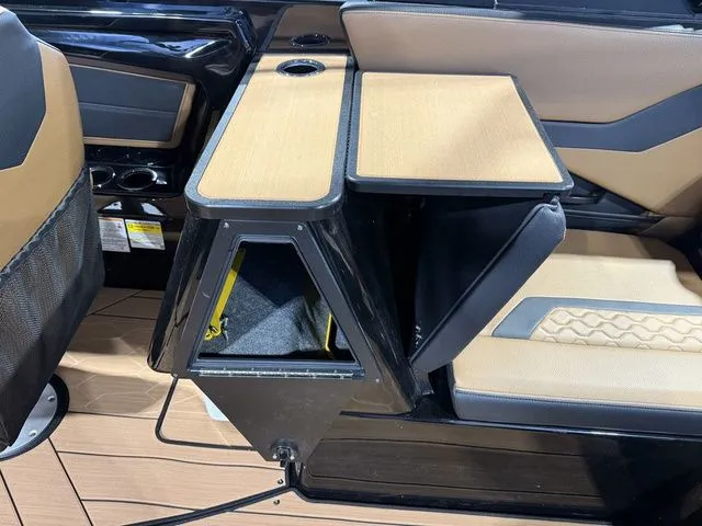 Slide: The Image of Yamaha 255XD 2026 - 16