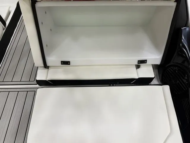 Slide: The Image of Yamaha 252SD 2026 - 3