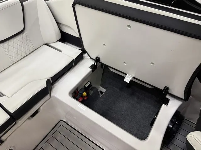 Slide: The Image of Yamaha 252SD 2026 - 8