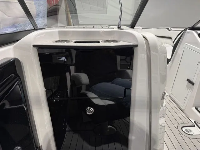 Slide: The Image of Yamaha 252SE 2026 - 18