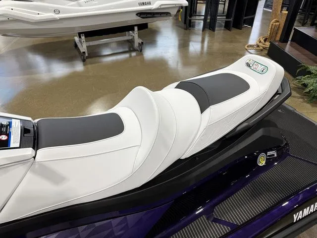 Slide: The Image of Yamaha VX Cruiser HO 2026 - 6