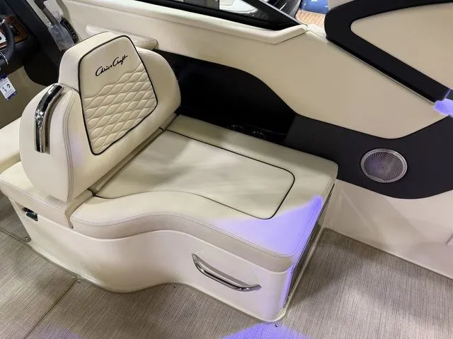 Slide: The Image of Chris-Craft Sportster 28 Wake Surf 2026 - 15