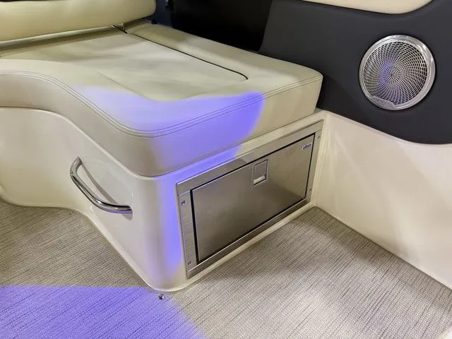 Slide: The Image of Chris-Craft Sportster 28 Wake Surf 2026 - 16