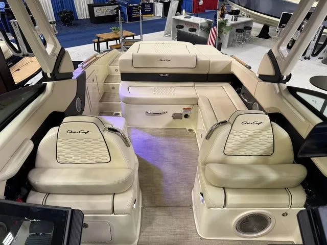 Slide: The Image of Chris-Craft Sportster 28 Wake Surf 2026 - 41