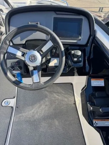 Slide: The Image of Yamaha AR240 2020 - 13