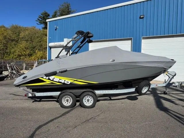 Slide: The Image of Yamaha AR240 2020 - 2