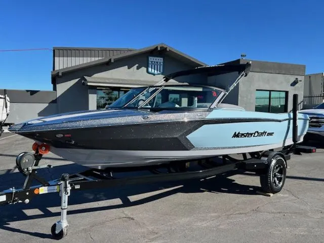 Slide: The Image of MasterCraft ProStar 2023 - 10