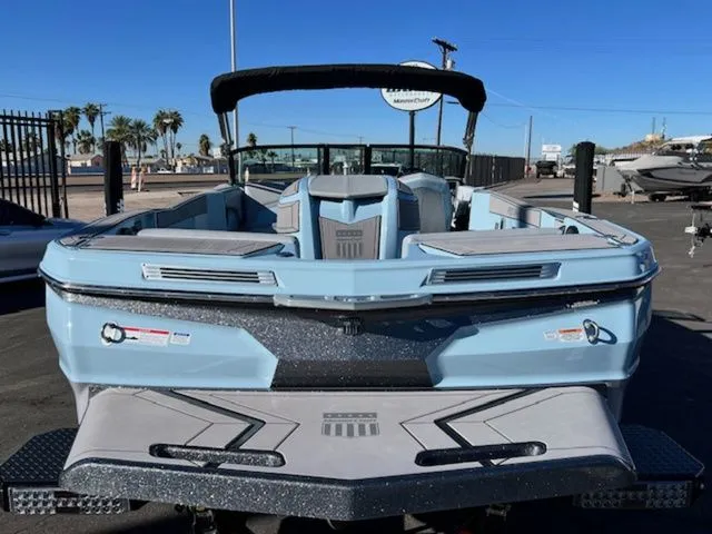 Slide: The Image of MasterCraft ProStar 2023 - 15