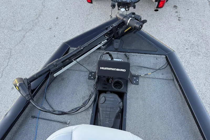 Slide: The Image of 2017 Tracker Pro Team 175 boat with Humminbird fish finder and trolling motor. - 21