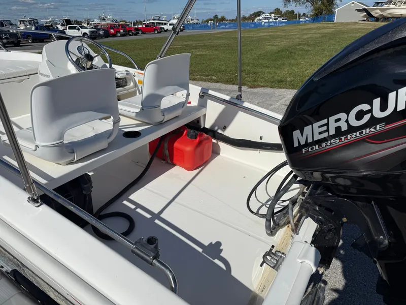 Slide: The Image of Boston Whaler 130 Super Sport 2014 - 6