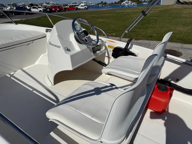 Slide: The Image of Boston Whaler 130 Super Sport 2014 - 7