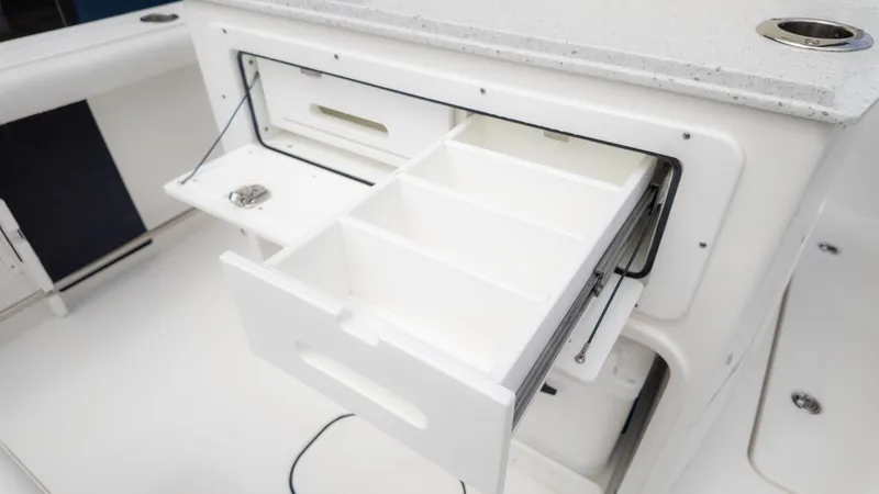 Slide: The Image of Tidewater 272 CC Adventure 2026 - 13