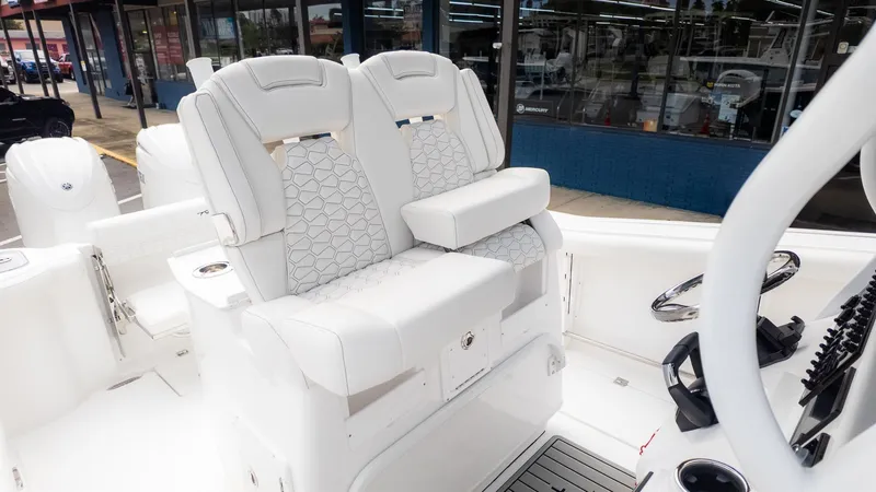 Slide: The Image of Tidewater 272 CC Adventure 2026 - 18