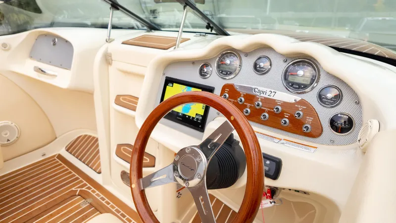 Slide: The Image of Chris-Craft Capri 27 2018 - 14