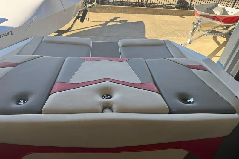 Slide: The Image of Display showing engine hours at 413.4 for 2023 Supreme ZS212 model. - 17