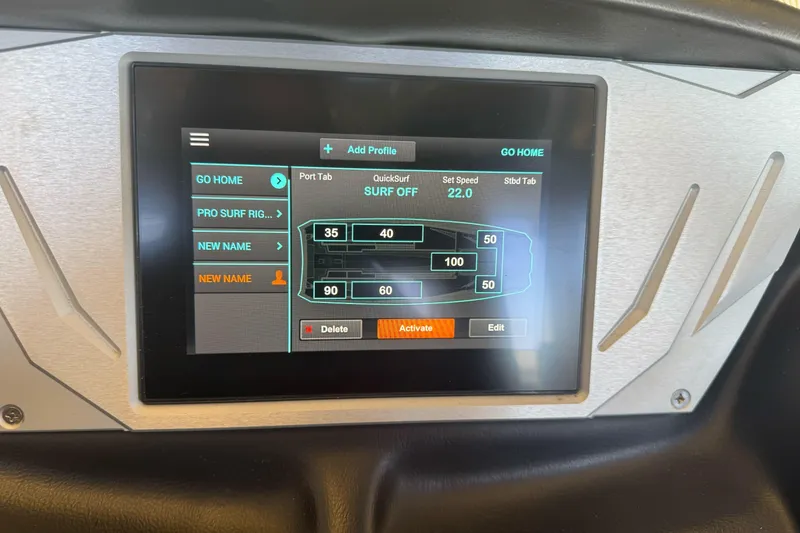 Slide: The Image of Interior of 2023 Supreme ZS212 boat with red and gray seating. - 22