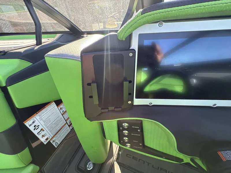 Slide: The Image of Centurion Ri245 2022 - 27