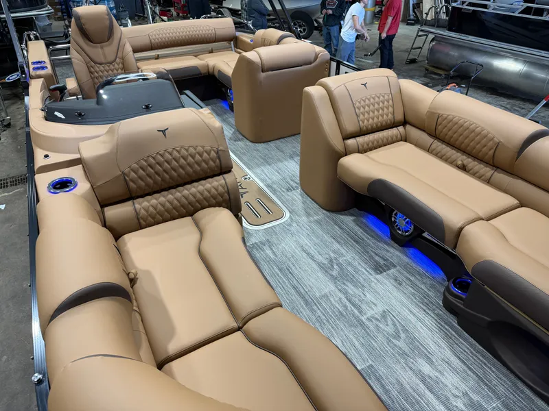 Slide: The Image of Tahoe 2026 Tahoe Cascade 200HP VRB 2385 Swingback Tritoon 2026 - 37