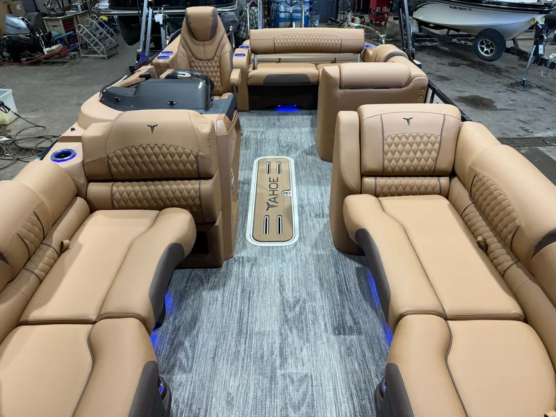 Slide: The Image of Tahoe 2026 Tahoe Cascade 200HP VRB 2385 Swingback Tritoon 2026 - 6