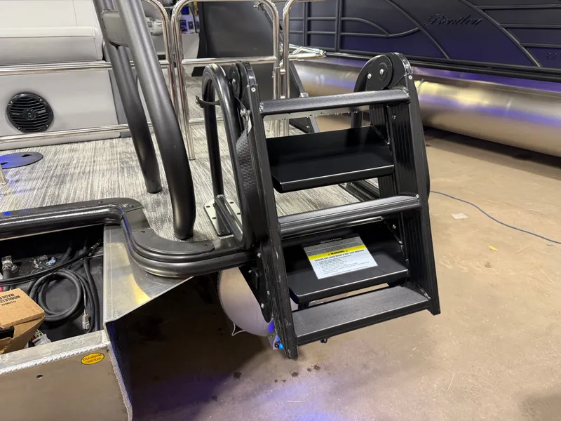 Slide: The Image of Bentley Pontoons Elite 200HP 223 Swingback Tritoon 2026 - 50