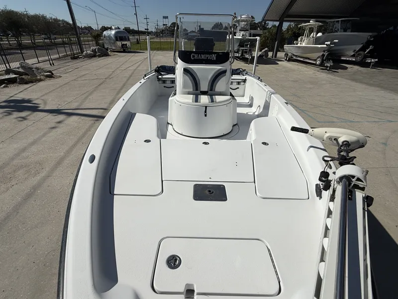 Slide: The Image of Champion 22 Bay Champ 2007 - 13