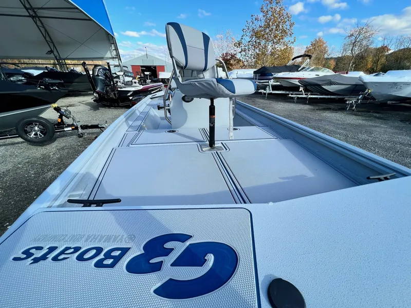 Slide: The Image of G3 Gator Tough 18 CCJ DLX 2026 - 13