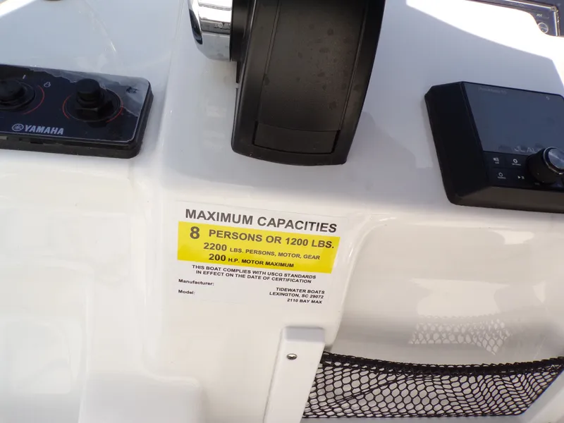 Slide: The Image of Tidewater 2110 Bay Max 2025 - 14