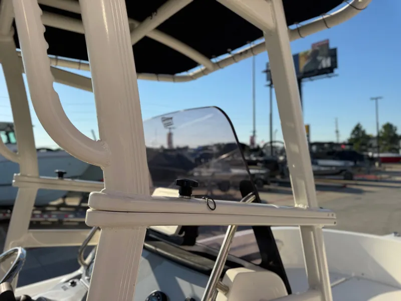 Slide: The Image of Bayliner T20 2021 - 24