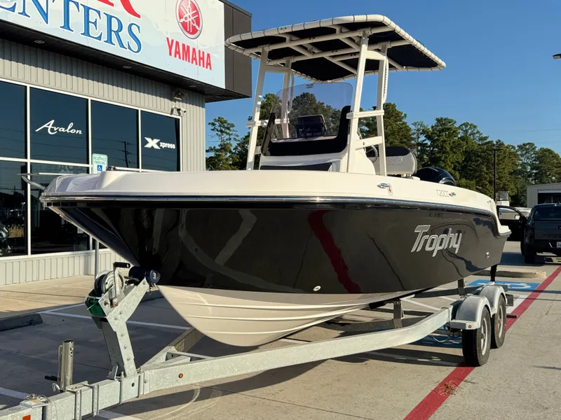 Slide: The Image of Bayliner T20 2021 - 3