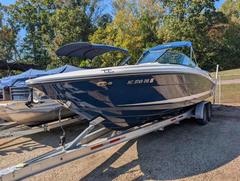 Slide: The Image of Sea Ray 270 SLX 2015 - 2