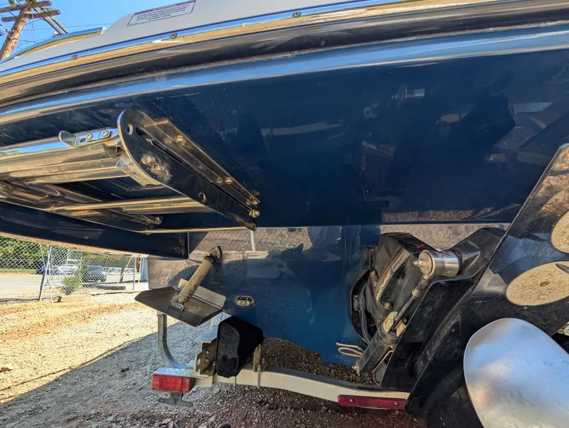 Slide: The Image of Sea Ray 270 SLX 2015 - 5