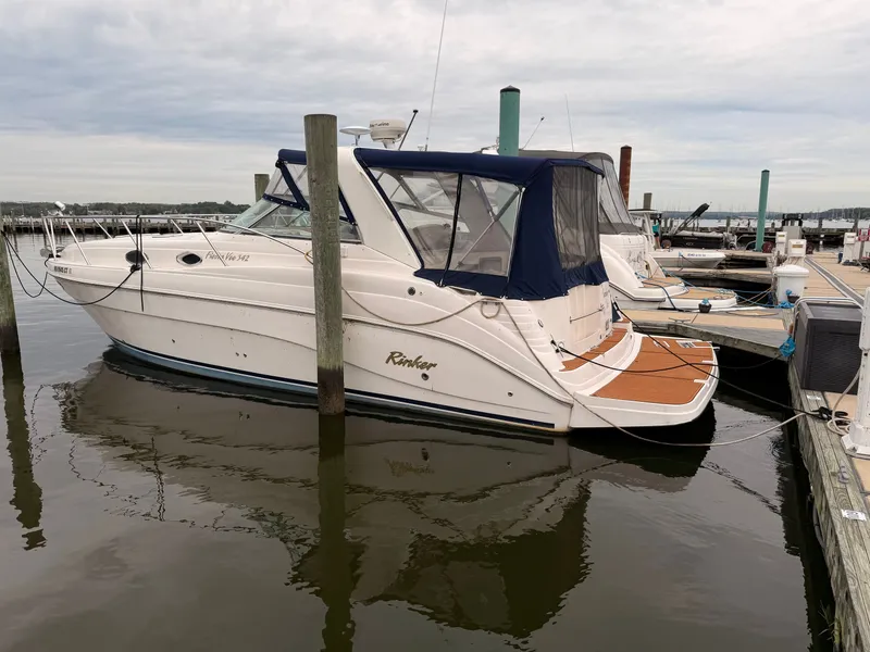 The Image of Rinker Fiesta Vee 342 2004 - 0