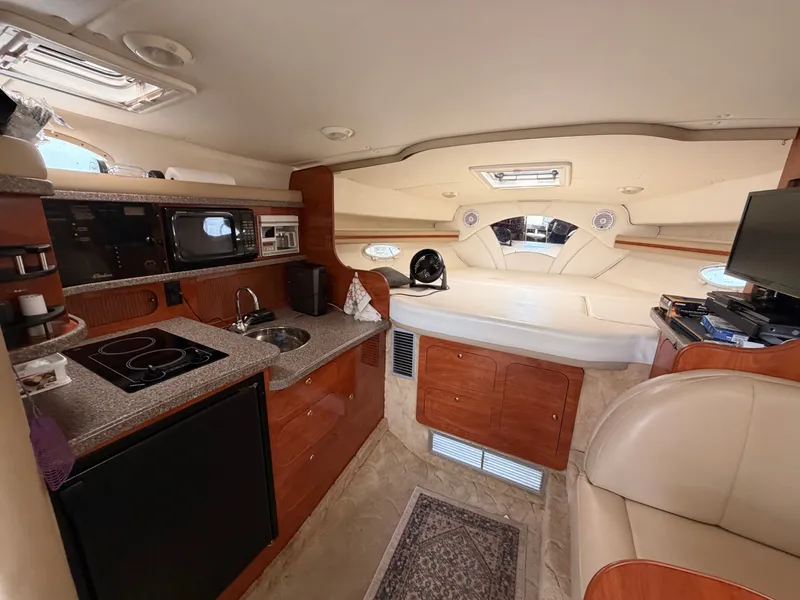 Slide: The Image of Rinker Fiesta Vee 342 2004 - 7