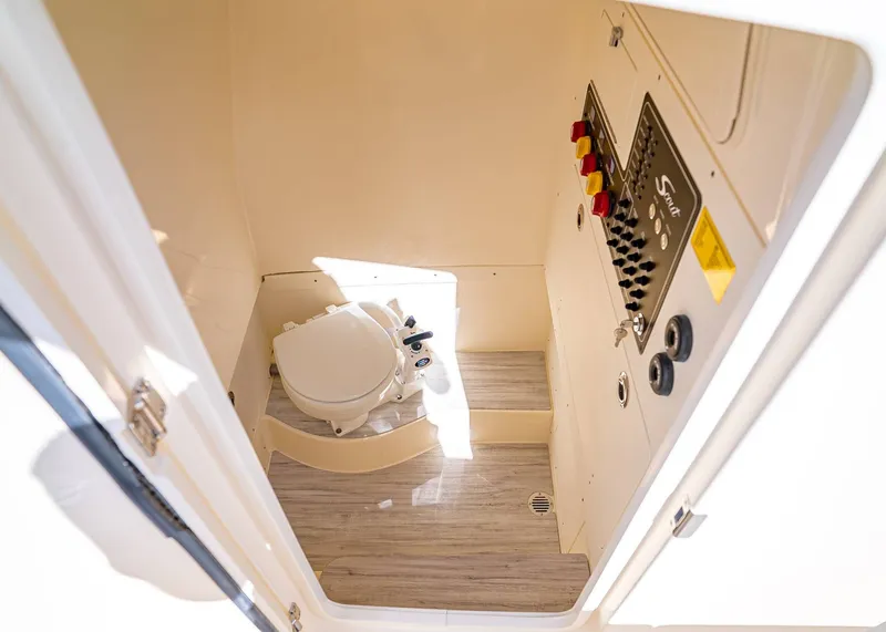 Slide: The Image of Scout 260 LXF 2026 - 24