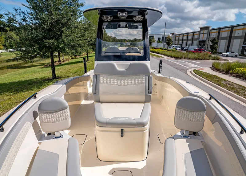 Slide: The Image of Scout 260 LXF 2026 - 27