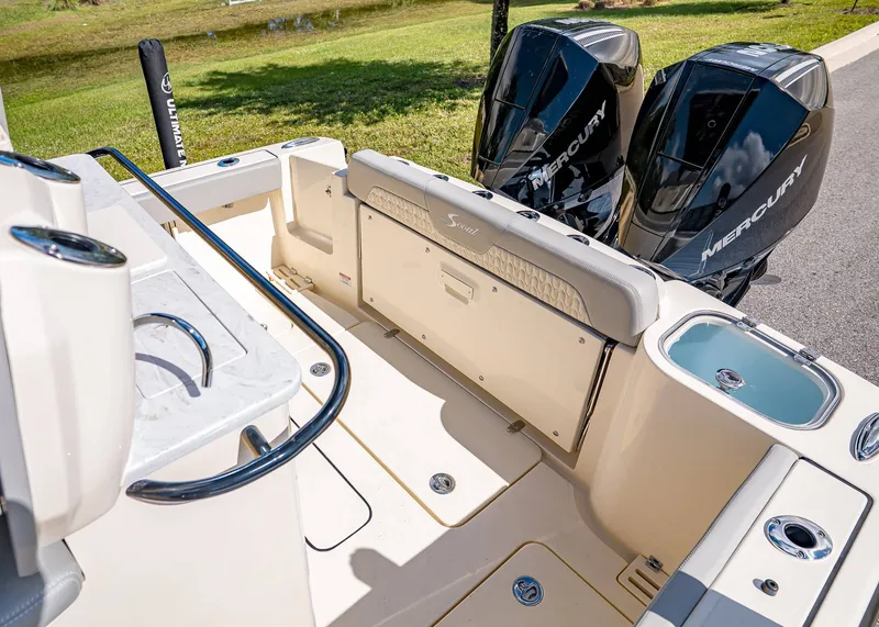 Slide: The Image of Scout 260 LXF 2026 - 6