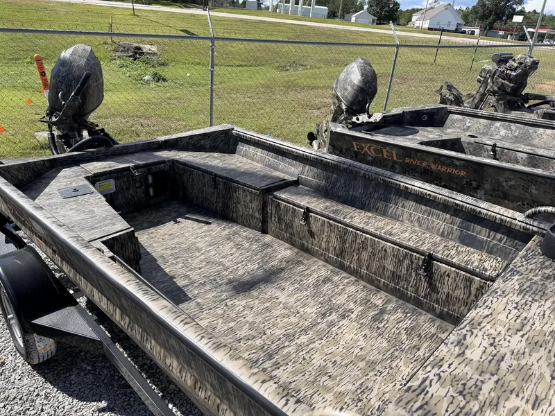 Slide: The Image of Excel 1751 Viper F4 2026 - 3