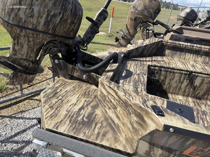 Slide: The Image of Excel 1751 Viper F4 2026 - 6